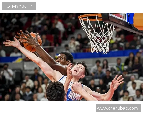 新疆对阵广东篮球赛事现场直播精彩回顾与分析